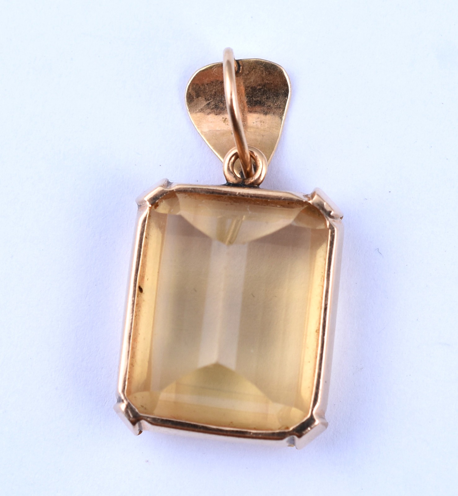 Pingente de ouro 18 k com pedra topázio amarelo (Por motivos de... - foto 2 de 3