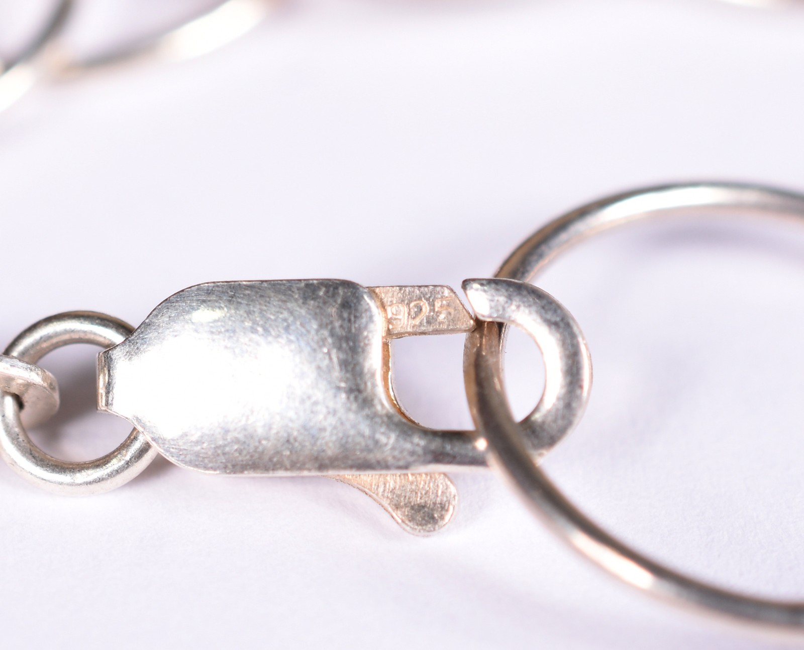 Pulseira feminina em prata de lei 925 mls contrastado, com elos... - foto 3 de 4