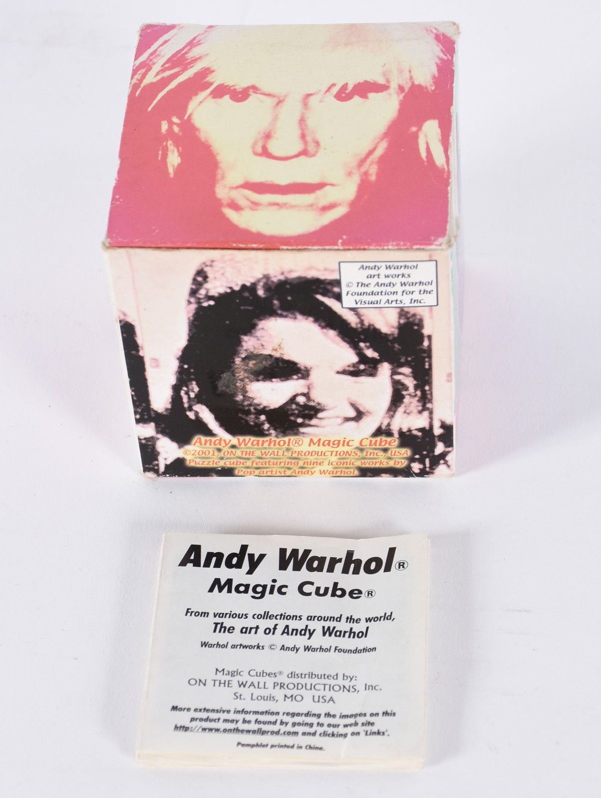 Andy Warhol Magic Cube todo articulado, na caixa (partes do papel... - foto 2 de 5