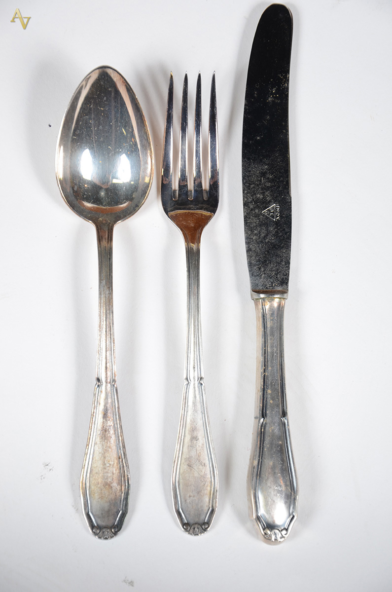 Faqueiro EBERLE de prata 90, completo para 12 pessoas, sendo 12... - foto 2 de 3
