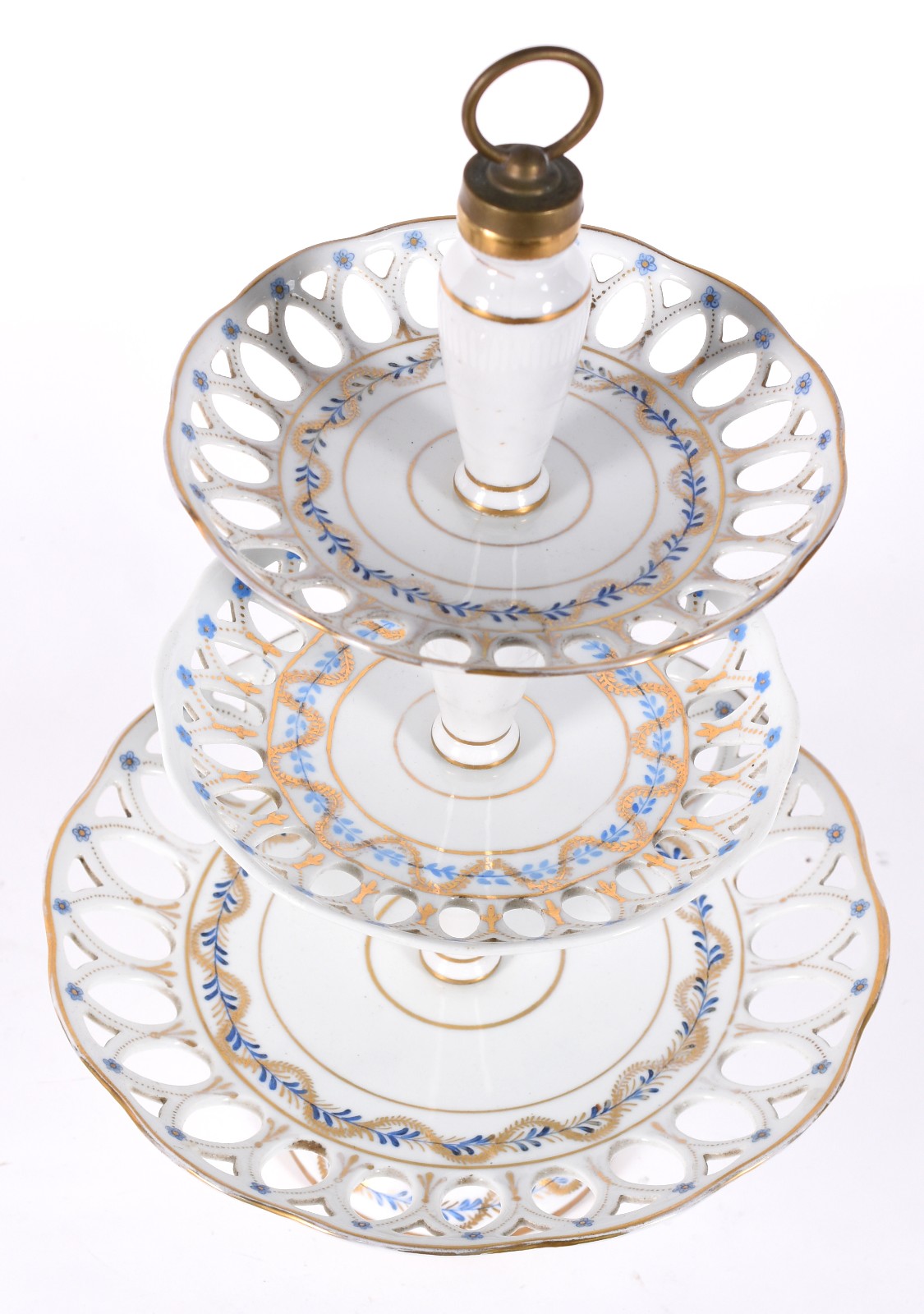 Fruteira de porcelana com 3 pratos decorados com guirlandas em azul e... - foto 2 de 5