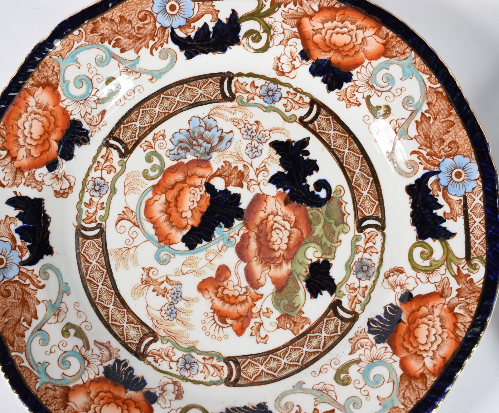 Três peças de fainaça inglesa sendo travessa com paisagem em azul e... - foto 4 de 8