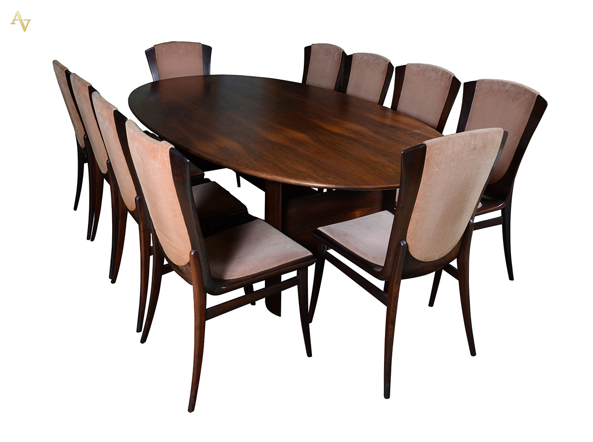 BERNARDO FIGUEIREDO - Conjunto de mesa de jantar de jacarandá maciço... - foto 1 de 4