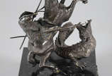 Escultura espanhola de metal prateado represent... - Escultura espanhola de metal prateado representando &#34;SANT JORDI&#34;, Catalunya - São Jorge com dragão - Base de mármore -  Alt.total 25 cm.