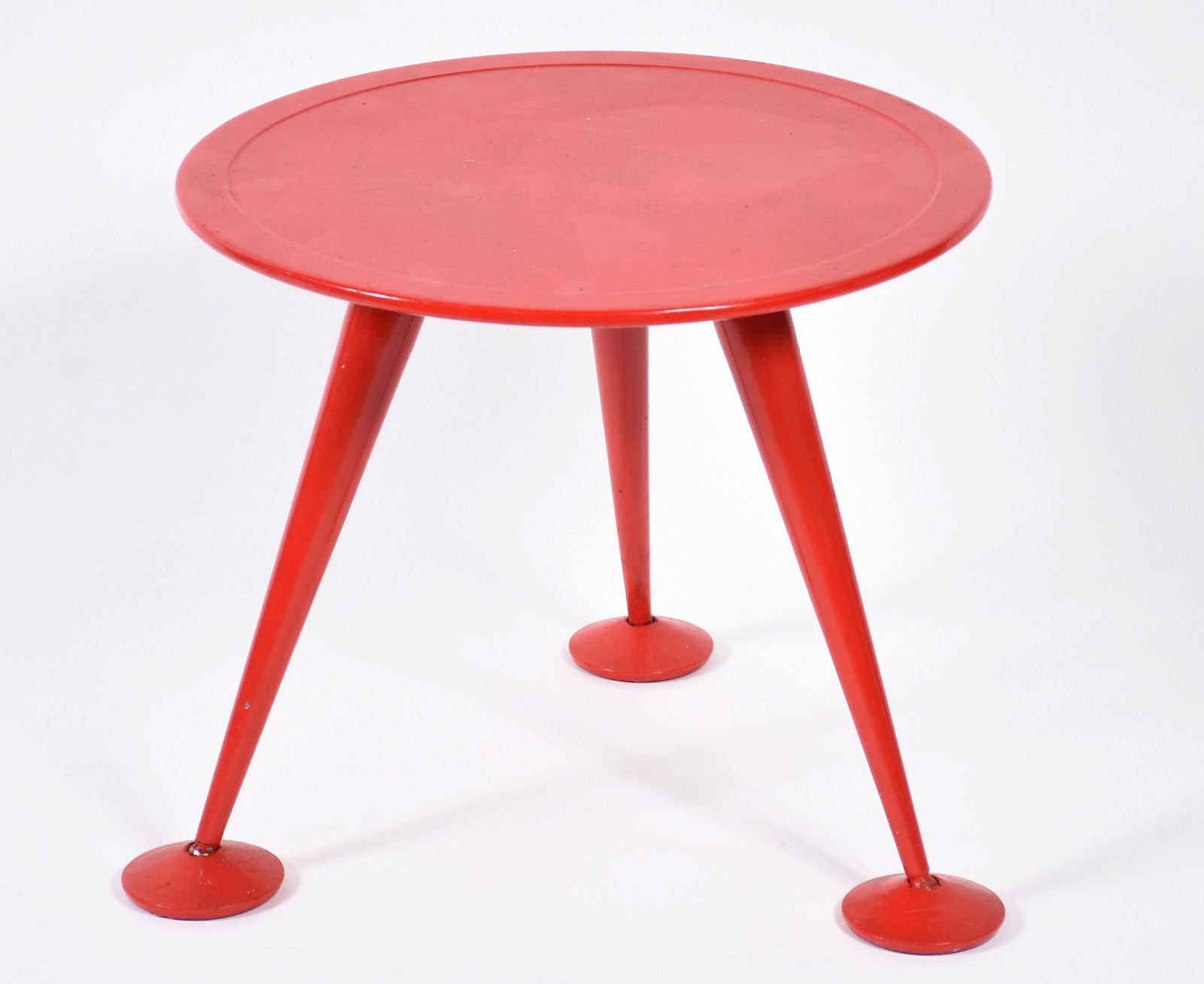 Mesa lateral de apoio na cor vermelha, feitio "sputinik", tampo de... - foto 1 de 5