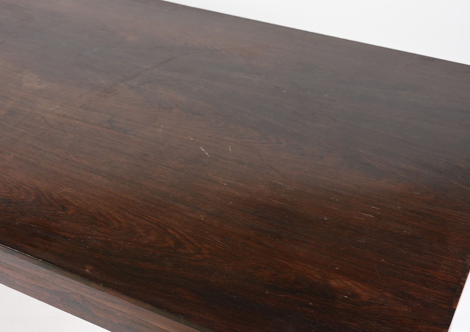 Mesa de jantar de jacarandá feitio retangular, pernas retas. - foto 4 de 4