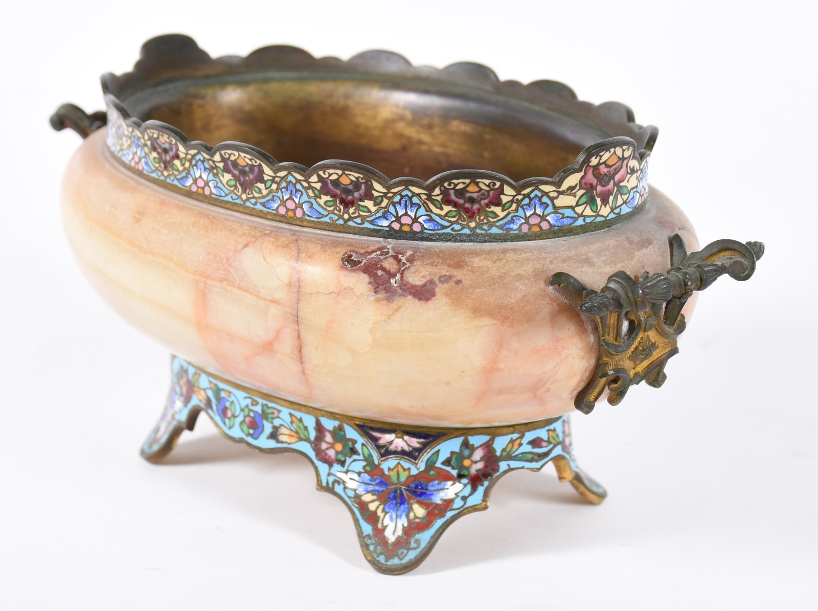 Centro de mesa de mármore e metal dourado com detalhes de cloisonné. - foto 3 de 5