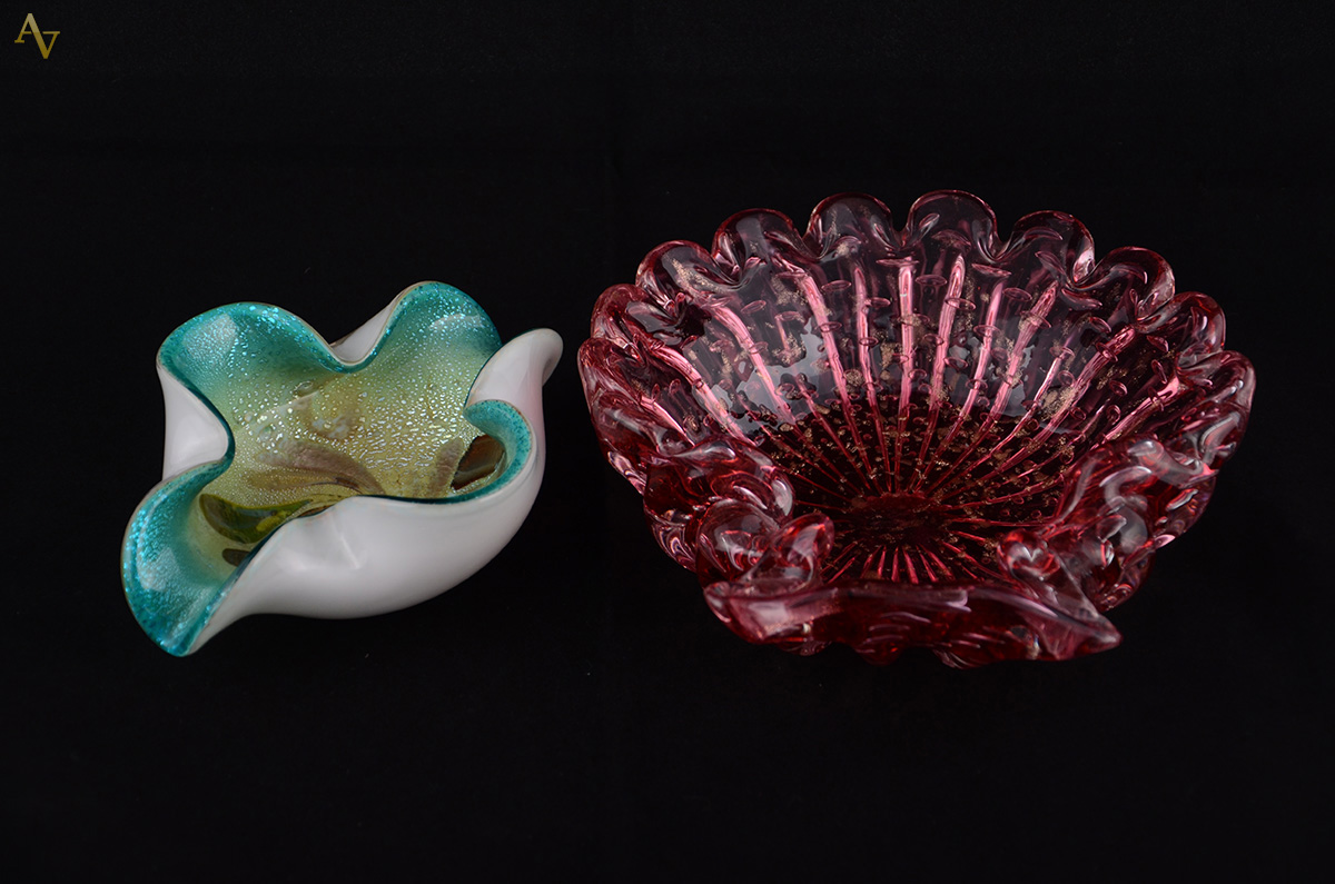 Lote com Bowl (comprimento: 16 cm/largura: 12 cm) e grande concha de...