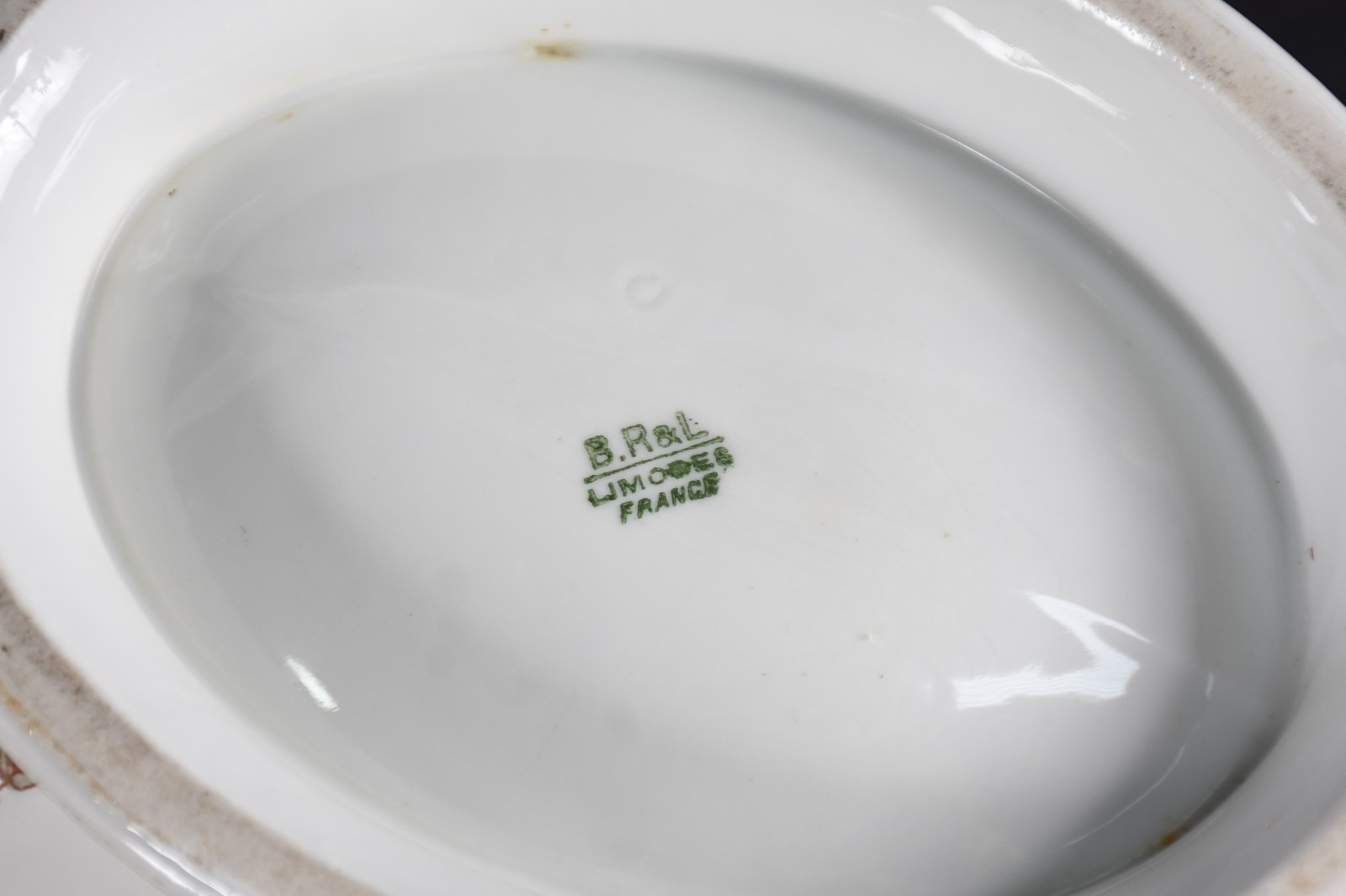 Conjunto de parte de serviço de porcelana francesa, composto de: 6... - foto 6 de 7