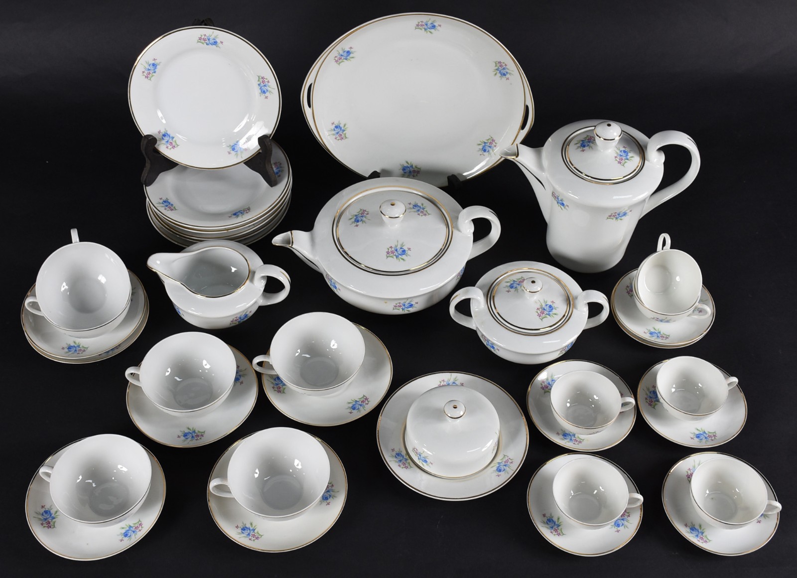Aparelho de chá, café de porcelana Vista Alegre composto de: 6... - foto 3 de 6