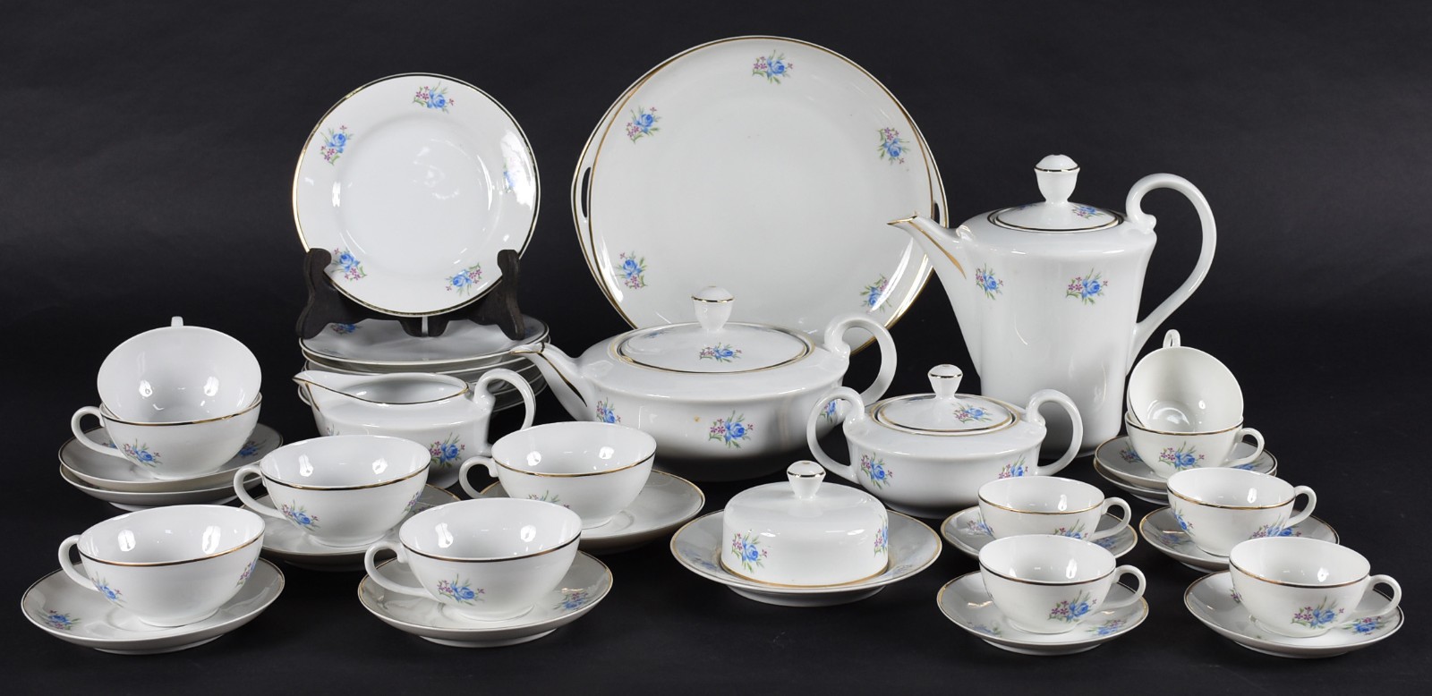 Aparelho de chá, café de porcelana Vista Alegre composto de: 6... - foto 4 de 6