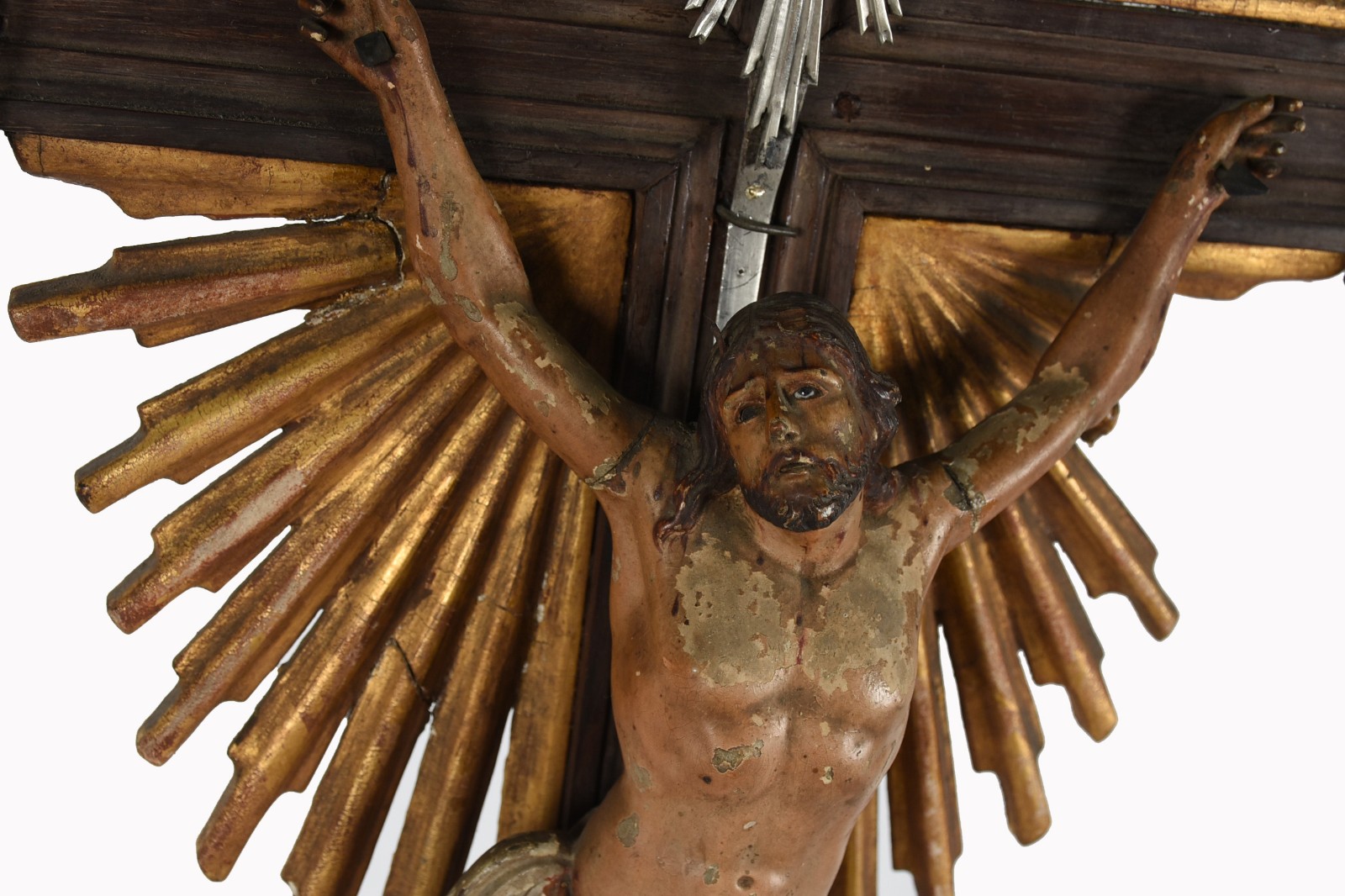 Belíssimo e antigo crucifixo de madeira nobre com figura de Cristo... - foto 4 de 7