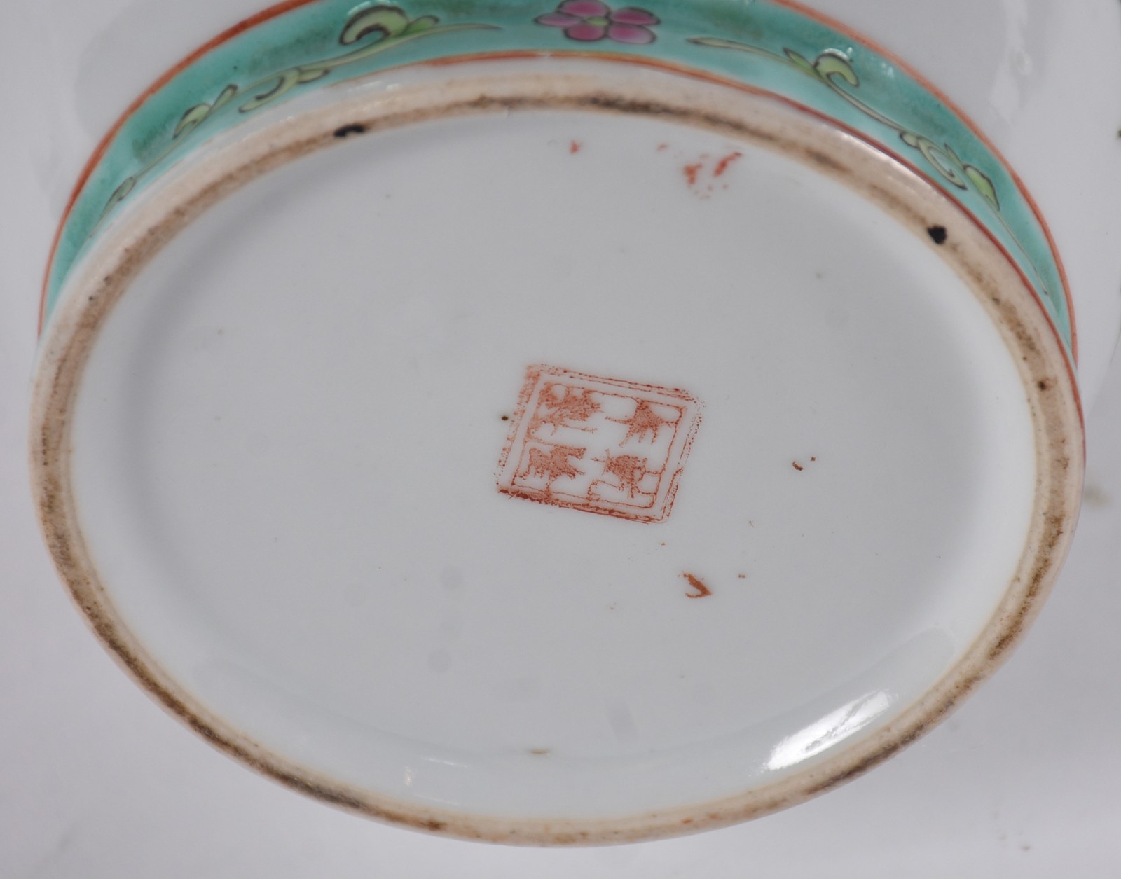 Vaso de porcelana chinesa, com flores em policromia. - foto 5 de 6