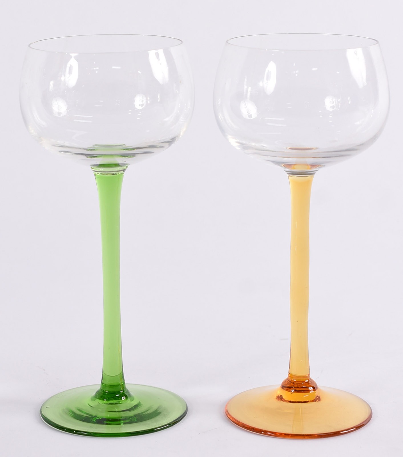 Dez cálices de cristal , com pés coloridos. - foto 3 de 3