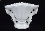 Floreira em porcelana francesa. Altura: 18 cm - Floreira em porcelana francesa. Altura: 18 cm