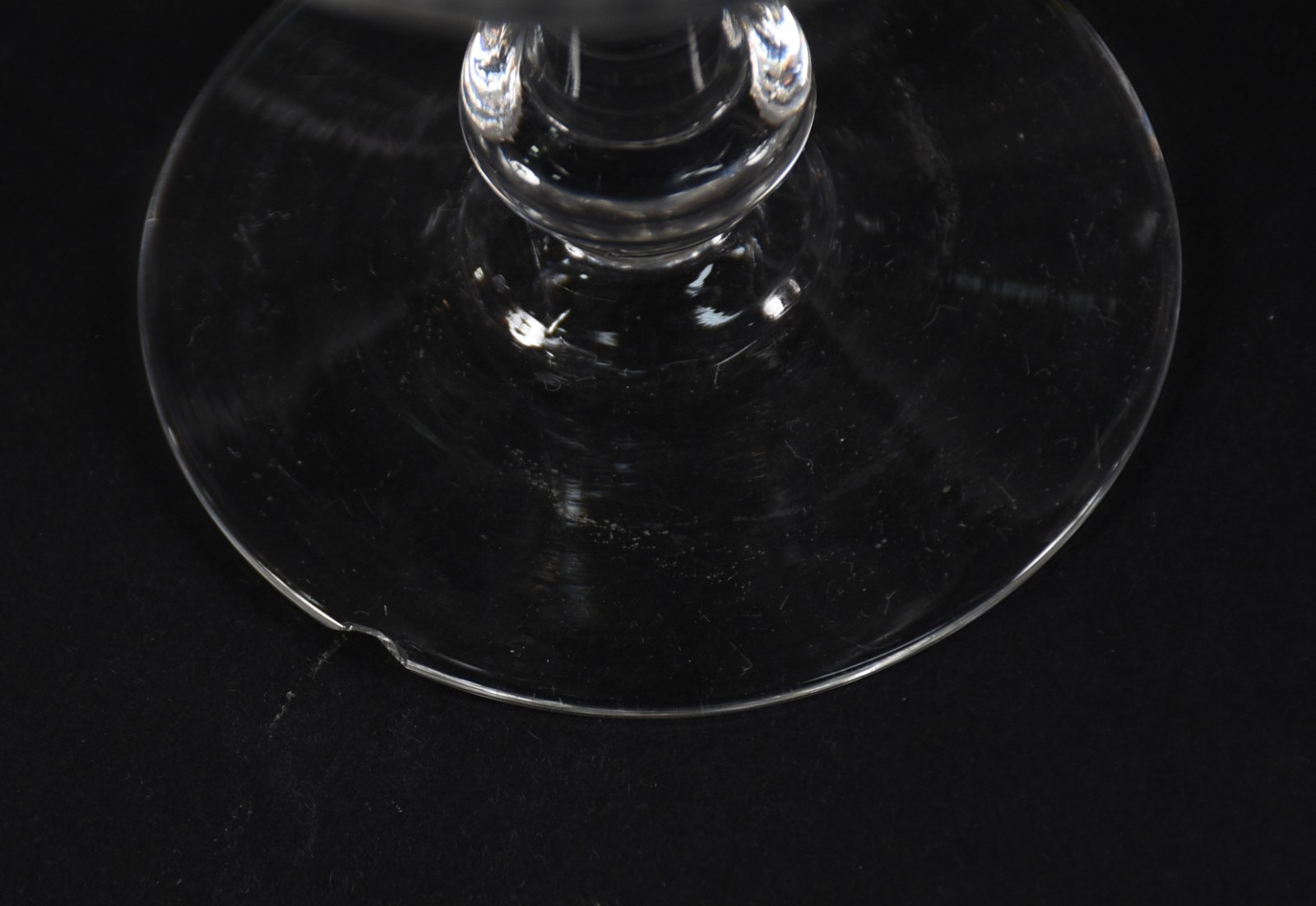 Dezessete copos diversos de cristal. - foto 4 de 4