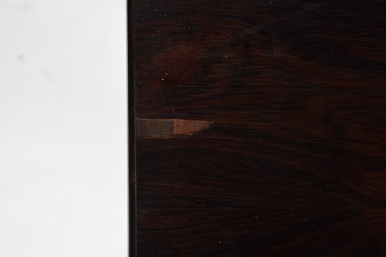 Mesa de jantar com 6 cadeiras de madeira nobre. Mesa com tampo... - foto 11 de 11