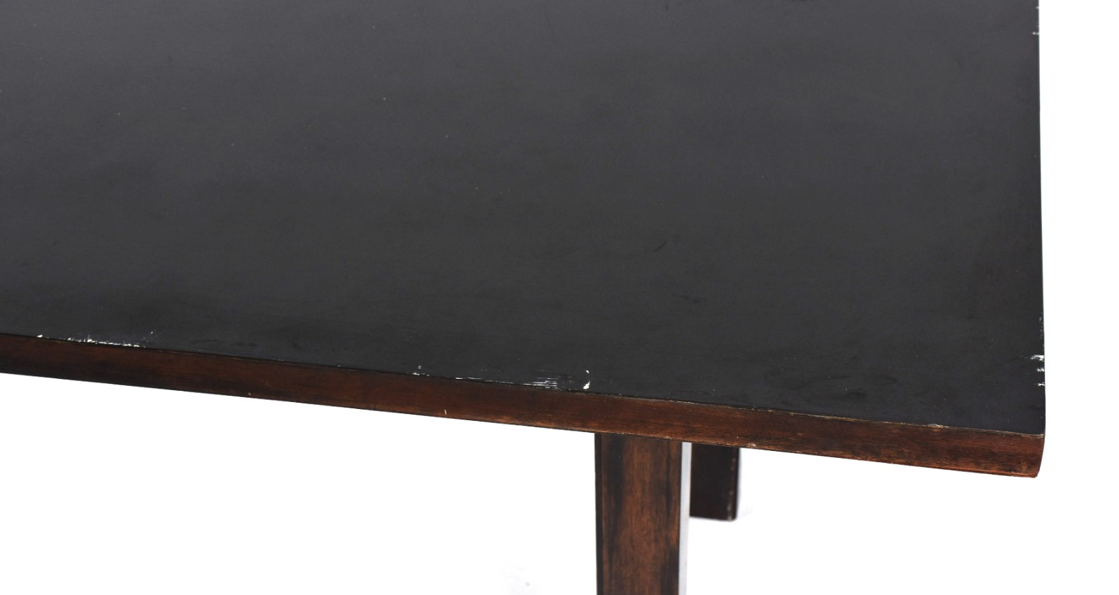 Mesa de madeira nobre feitio retangular, pernas retas (tampo com... - foto 3 de 5