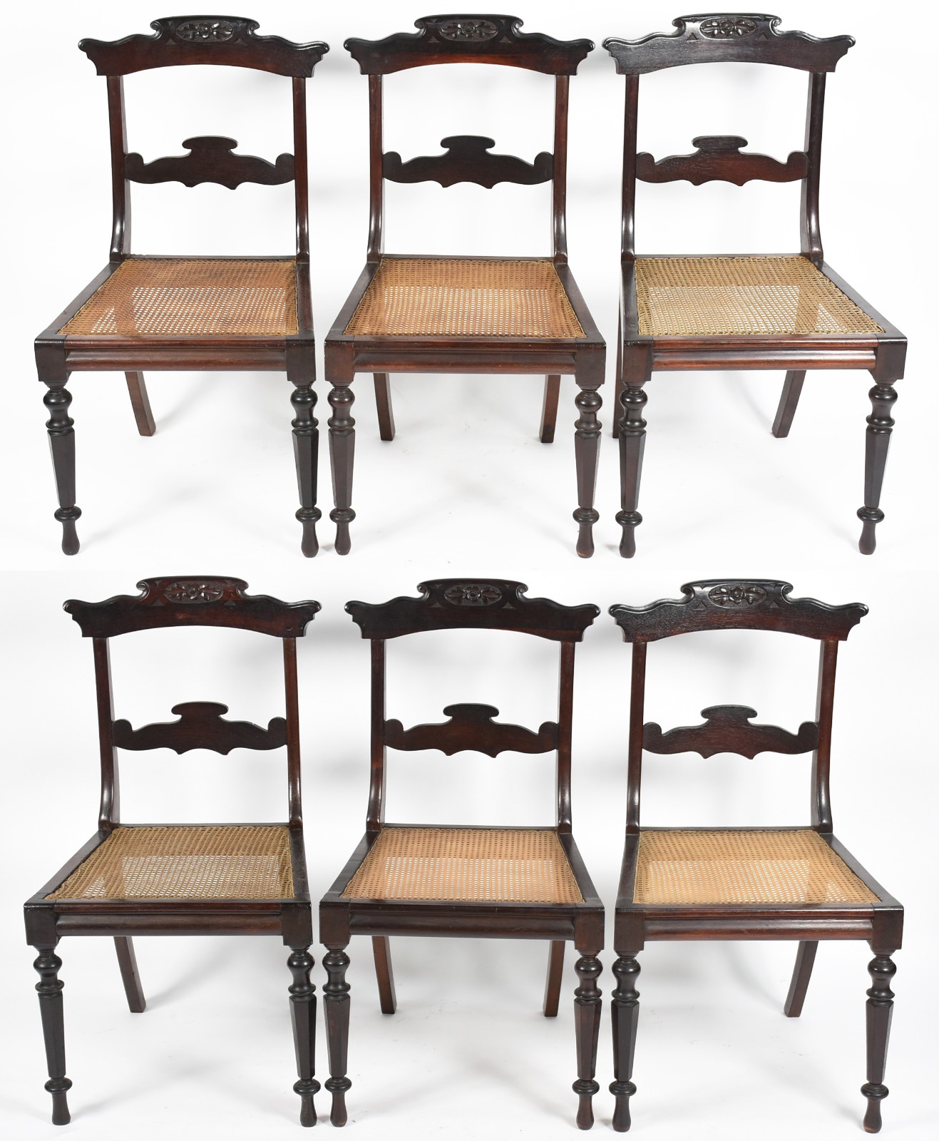 Conjunto com 6 cadeiras singelas de madeira nobre, encostos divididos... - foto 1 de 5