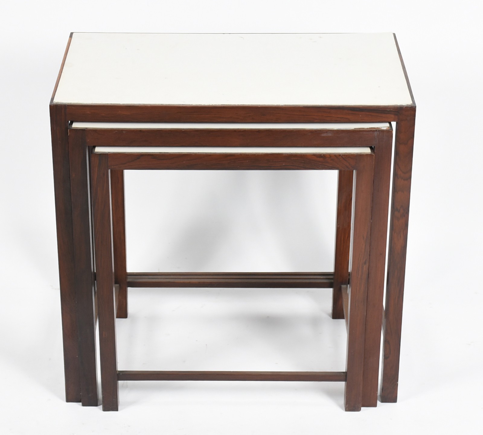 Mesa ninho de jacarandá e formica com 3 peças. - foto 3 de 5