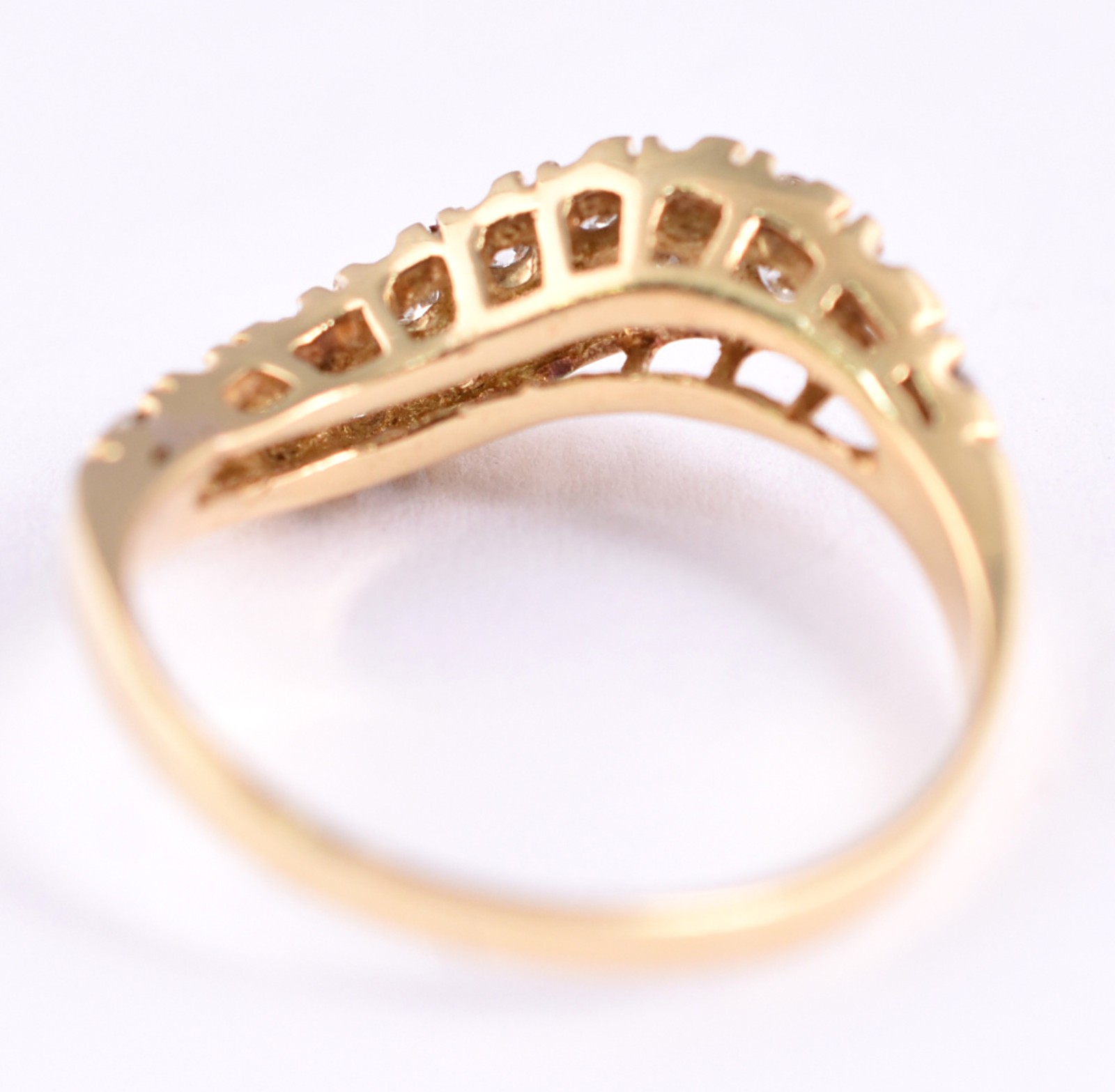 Anel de ouro branco e ouro 18 k, aro 21 (Por questão de segurança a... - foto 3 de 3