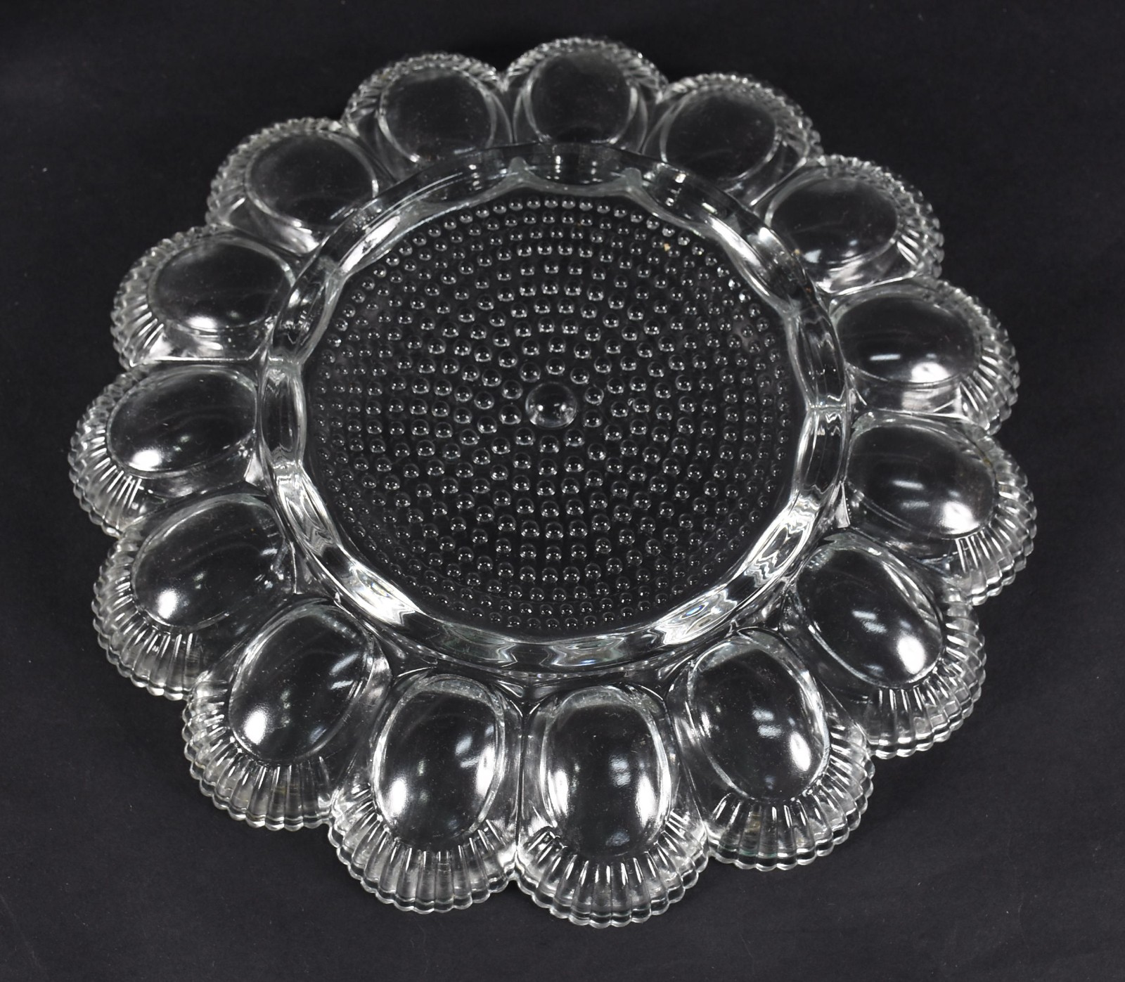 Cinco peças diversas de vidro e cristal, sendo dois bowls, fruteira e... - foto 3 de 6