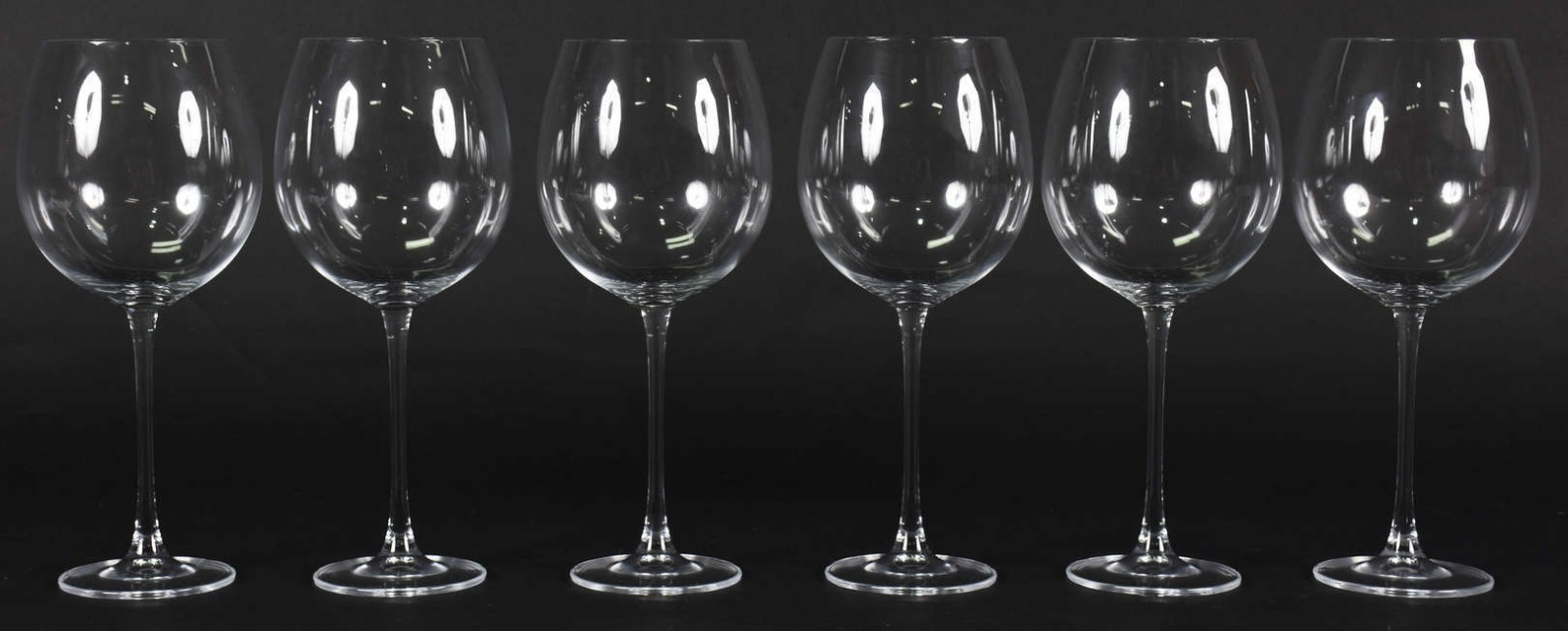 Seis taças de cristal para vinho, 850 ml. - foto 1 de 2