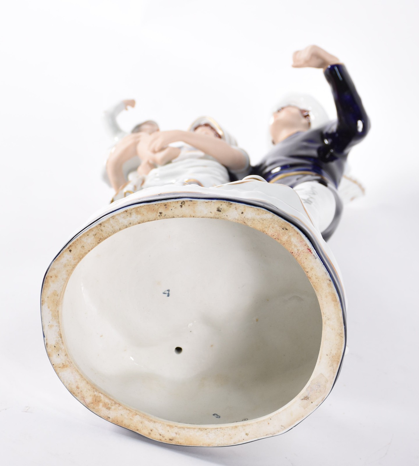 Grupo escultórico de porcelana policromada tcheca Royal Dux... - foto 4 de 5
