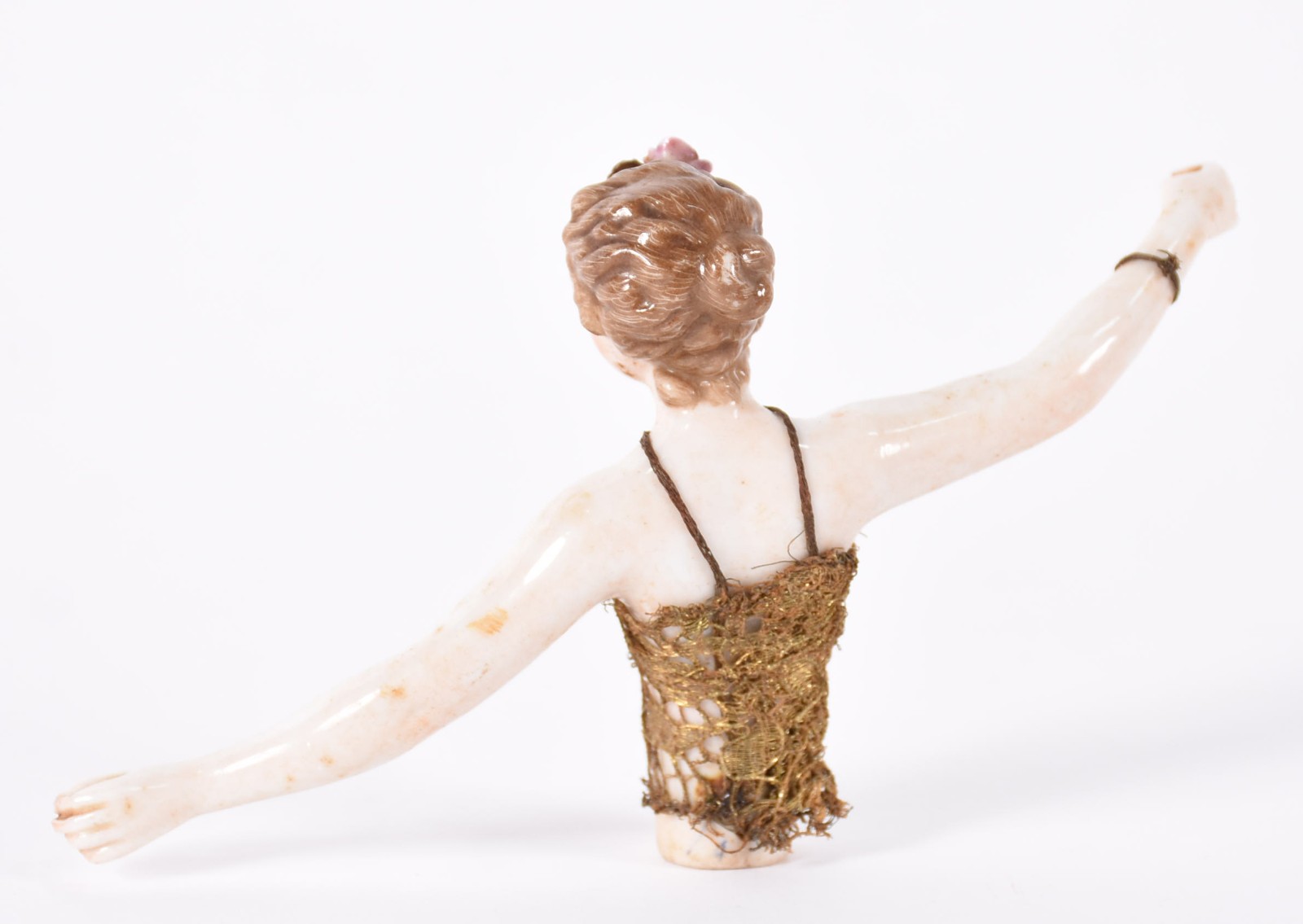 Busto de antigo boneca de porcelana. - foto 3 de 5