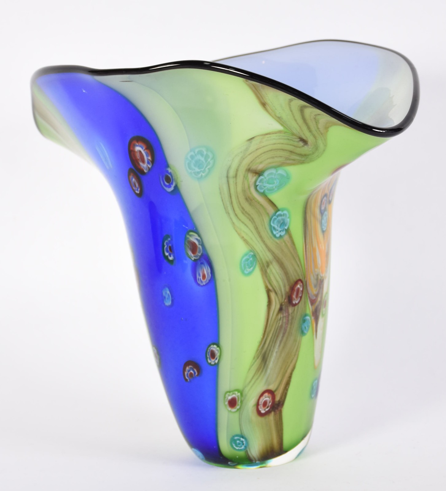 Vaso de vidro decorativo mesclado em tons de azul e verde. - foto 3 de 4