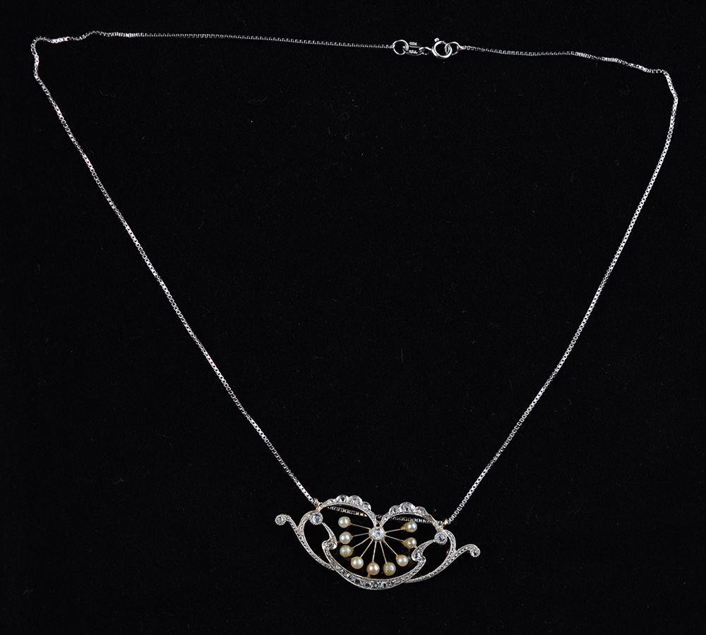 Cordão de ouro branco 18 k com pendente de platina sobre ouro 18k... - foto 2 de 2