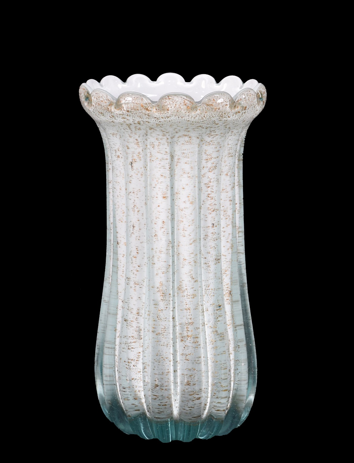Vaso de vidro decorativo na cor azulada com pó de ouro. - foto 1 de 4