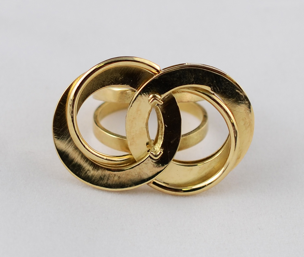 Anel em ouro 18 quilates. Peso:14.4g. Aro 17 - foto 2 de 2
