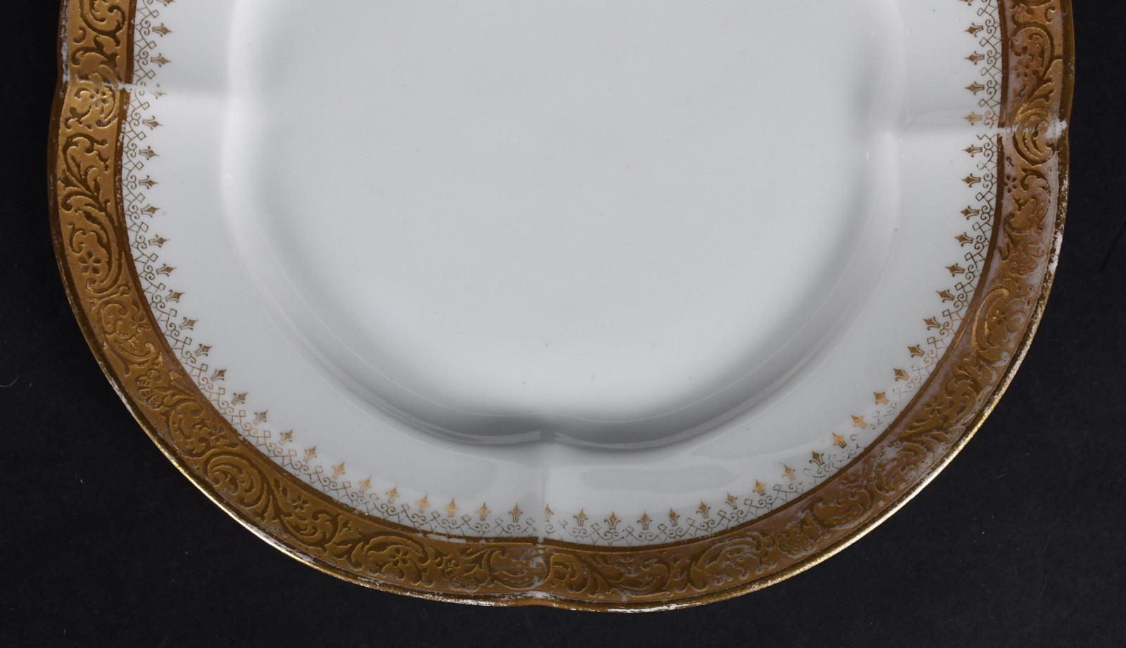 Treze pratinhos diversos para sobremesa de porcelana europeia. - foto 4 de 8