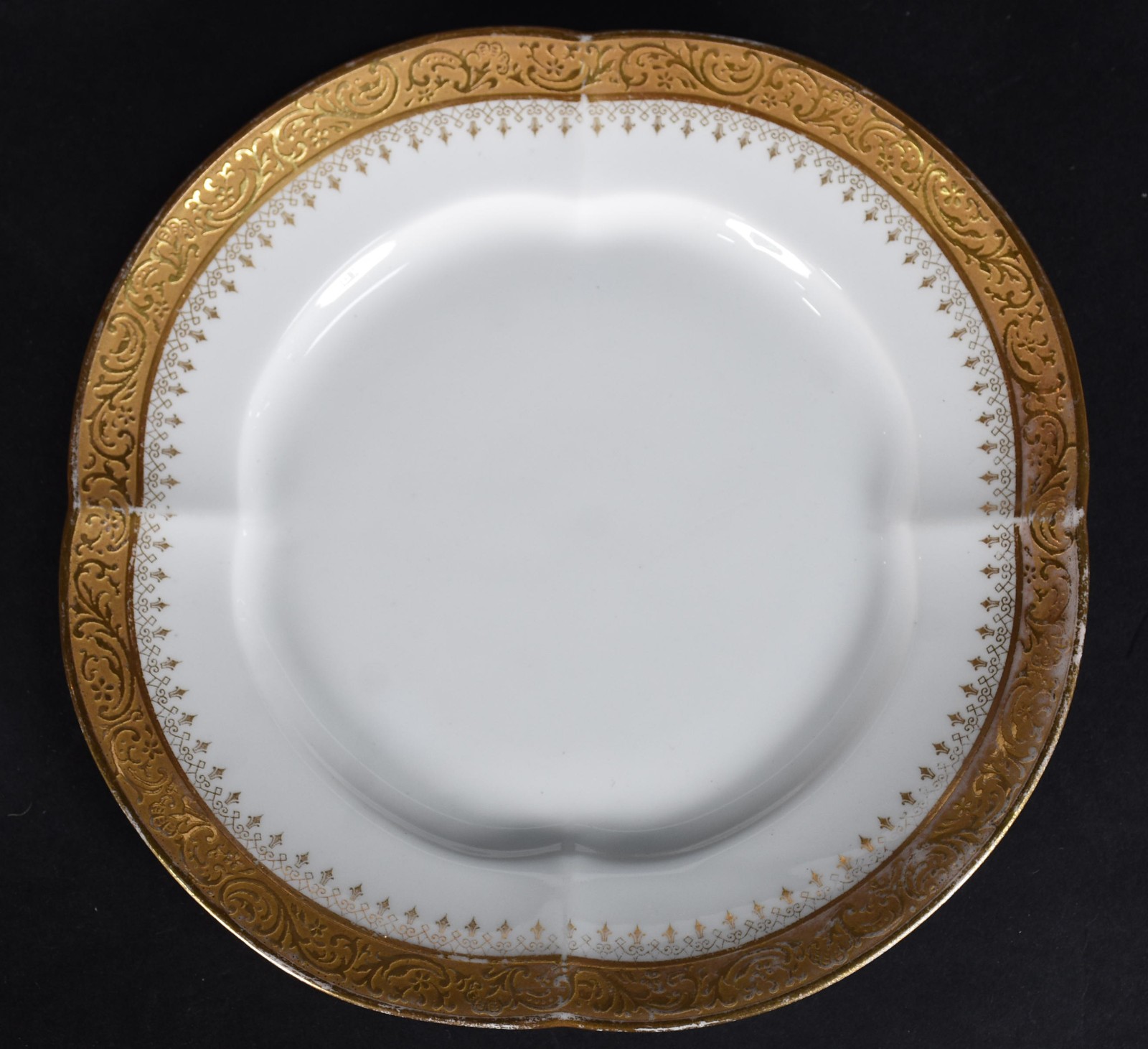 Treze pratinhos diversos para sobremesa de porcelana europeia. - foto 5 de 8