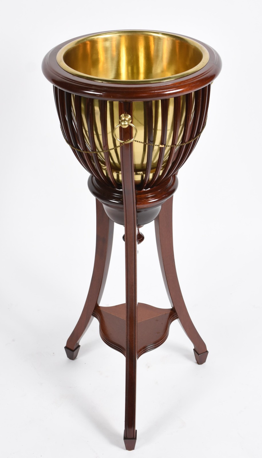 Wine cooler com pedestal de madeira nobre, recipiente interno de... - foto 4 de 4