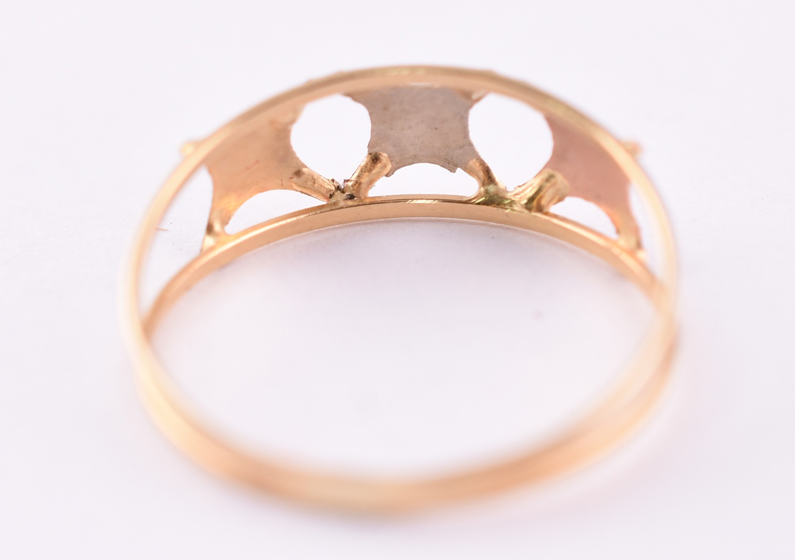 Anel de ouro 18 k feitio estrelinha, aro 17 (Por motivos de... - foto 3 de 3