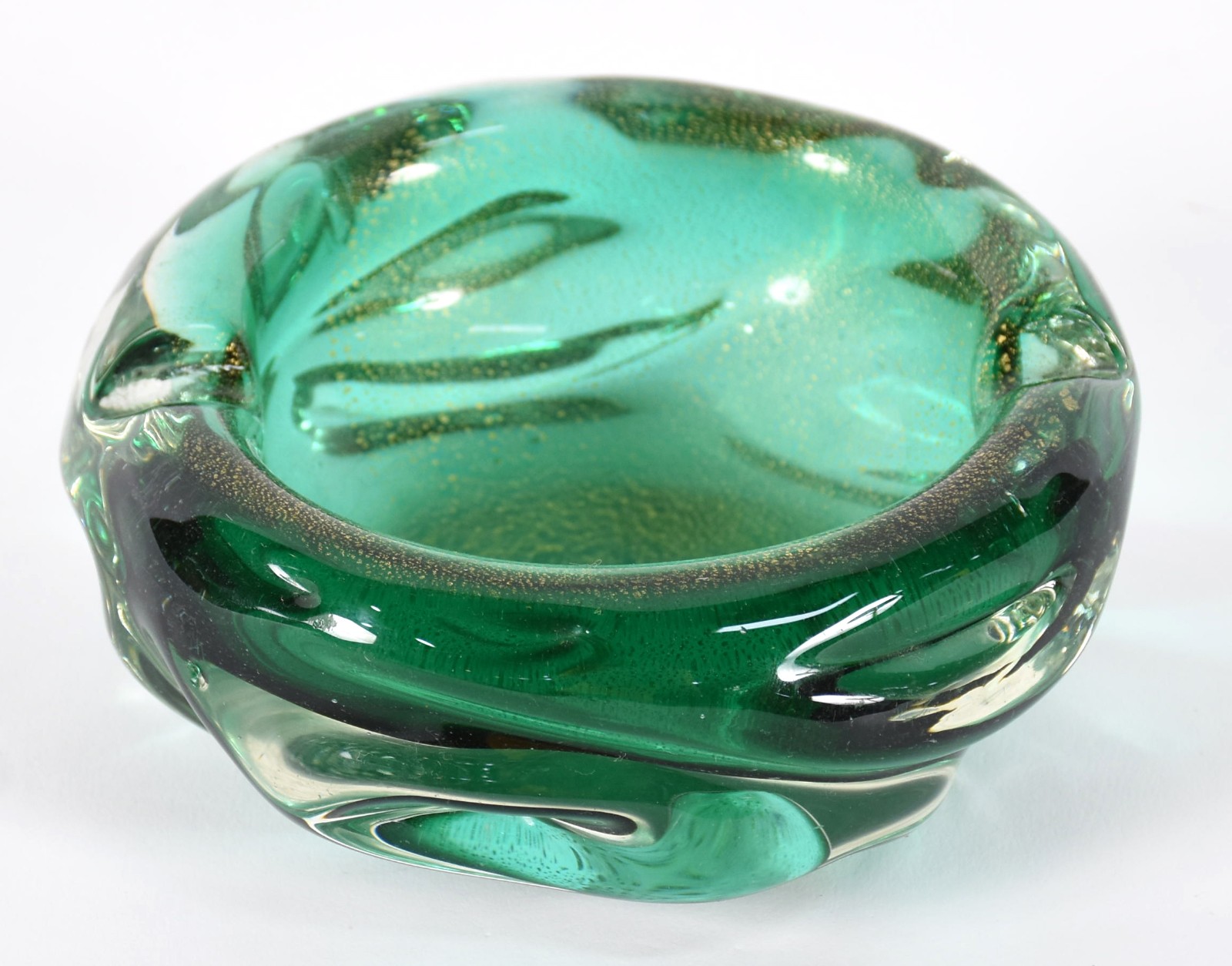 Cinzeiro de vidro decorativo na cor verde com pó de ouro, com pequeno... - foto 1 de 4
