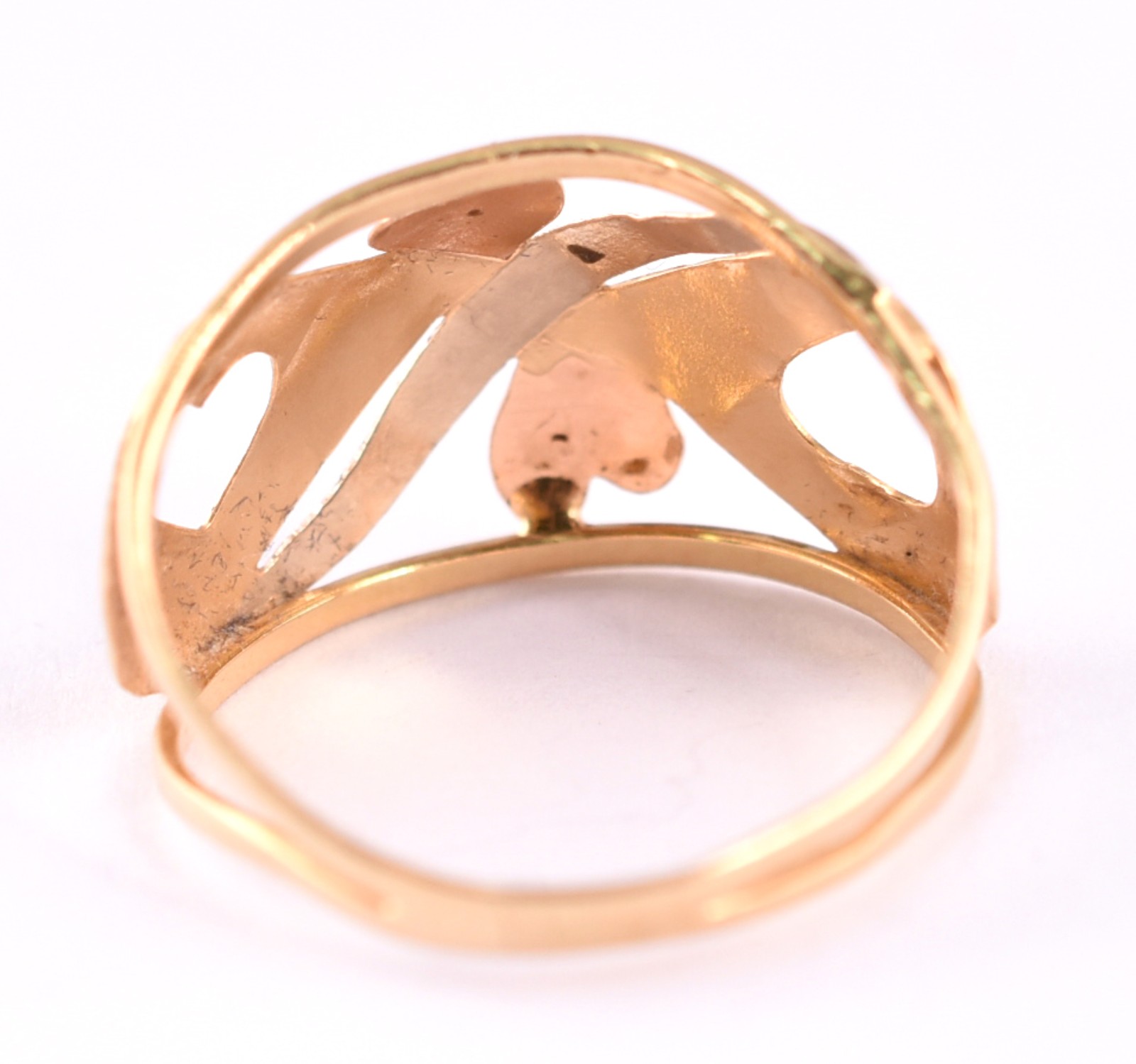 Anel em ouro 18 k, feitio vazado com corações e flores, aro 16 (Por... - foto 4 de 4