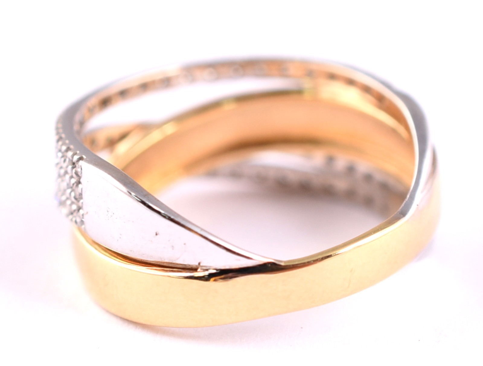 Anel em ouro 18 k, contrastado, com 3 fileiras em ouro branco... - foto 3 de 5