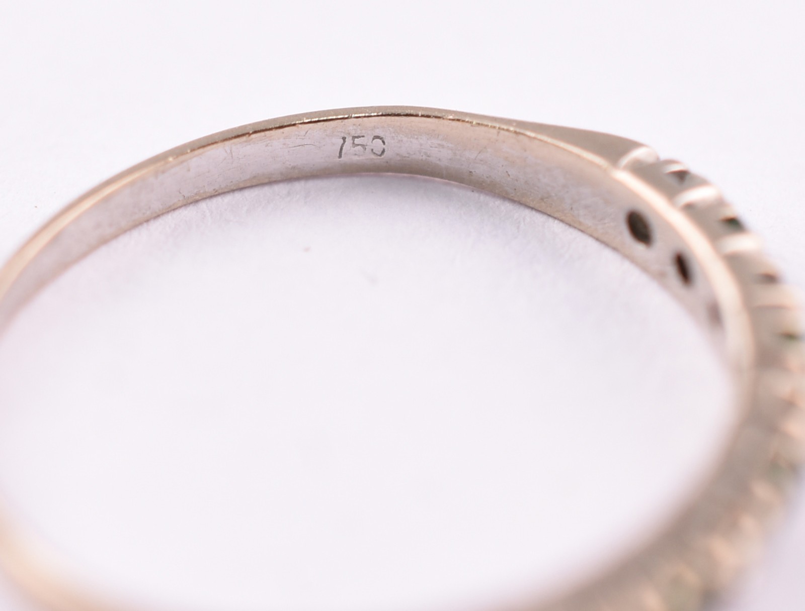 Anel de ouro branco com 5 brilhantes e 5 brilhantes, aro 15 (Por... - foto 3 de 4