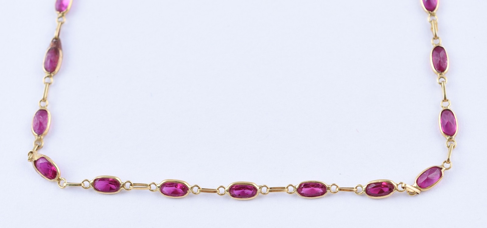 Tornozeleira de ouro 18 k com pedras vermelhas (Por motivos de... - foto 4 de 4