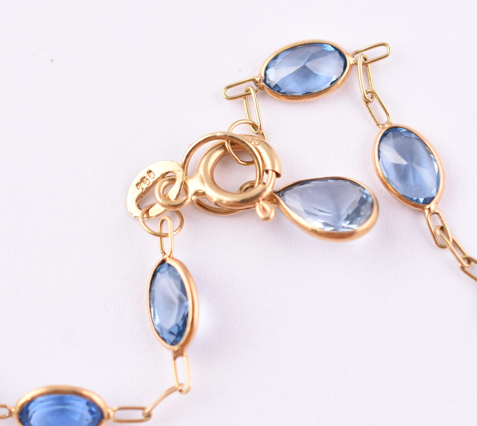 Pulseira de ouro 18 k com pedras azuis (Por motivos de seguranças as... - foto 4 de 4