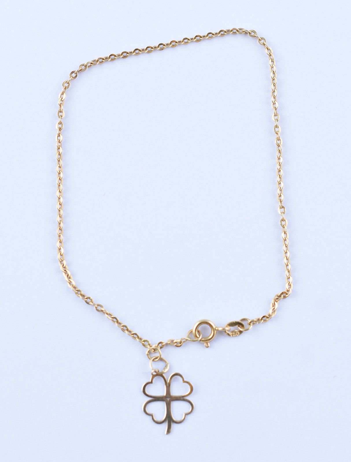 Pulseira de ouro 18 k com pingente feitio trevo (Por motivos de... - foto 1 de 4