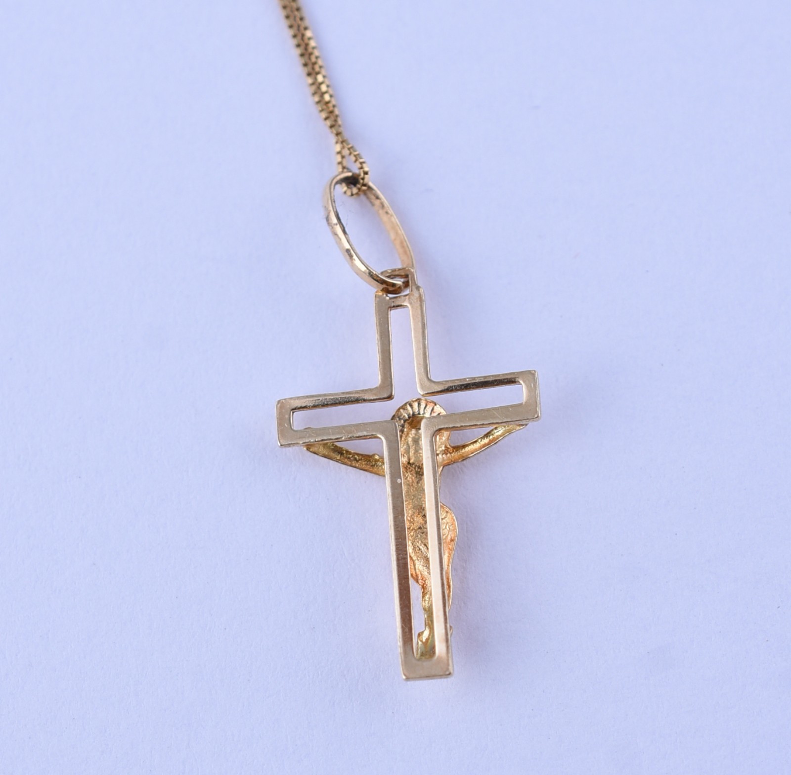 Gargantilha de ouro contraste 750 e pingente feitio crucifixo (Por... - foto 8 de 8
