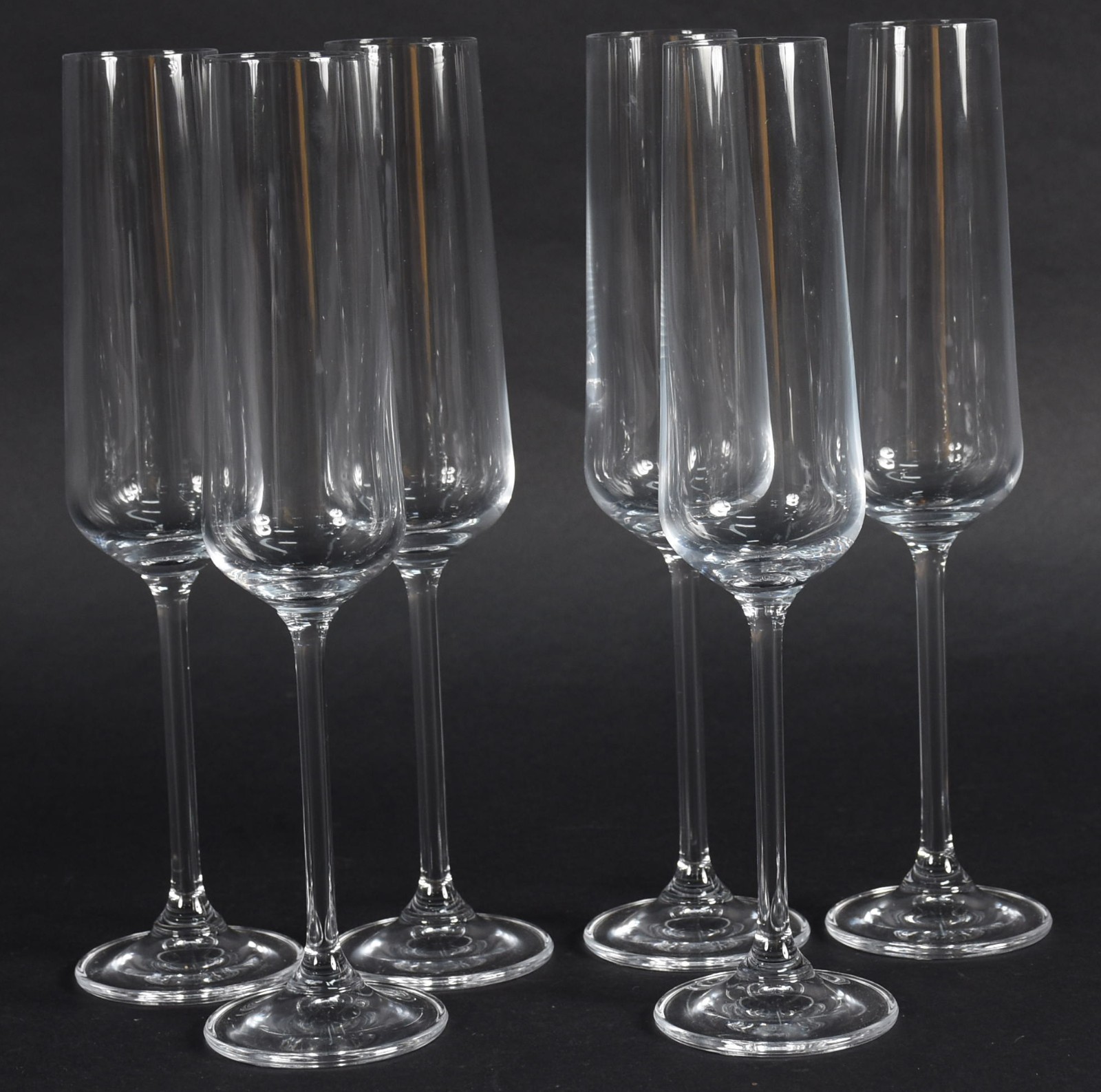 Seis flutes de cristal para champagne, 200 ml. - foto 1 de 3