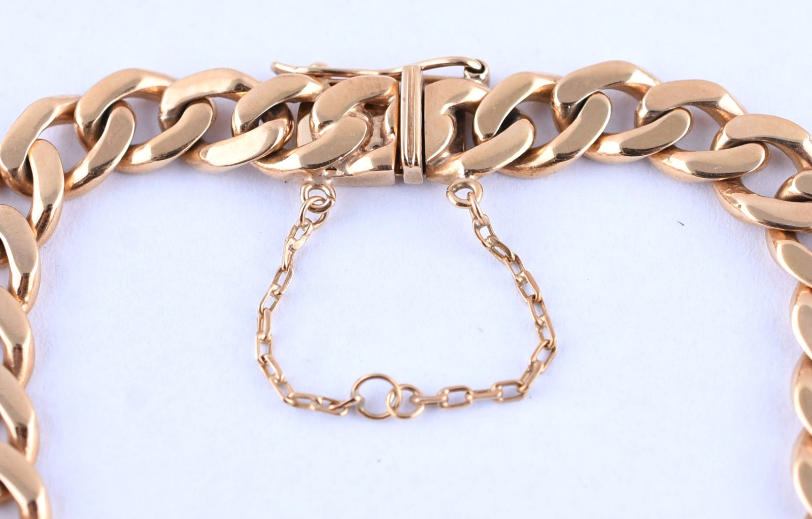Pulseira de ouro 18 k feitio "elos batidos", parte interna dos elos... - foto 3 de 3