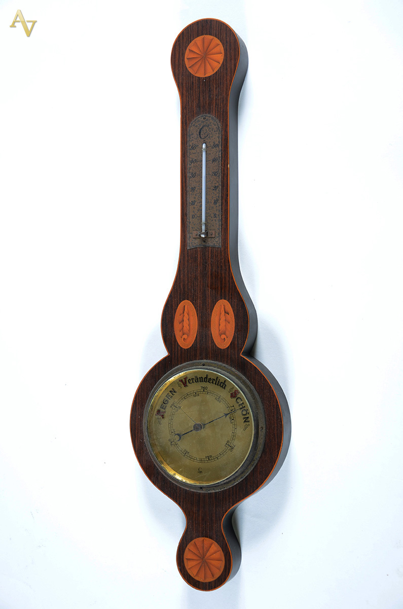 Barômetro. Altura: 63 cm