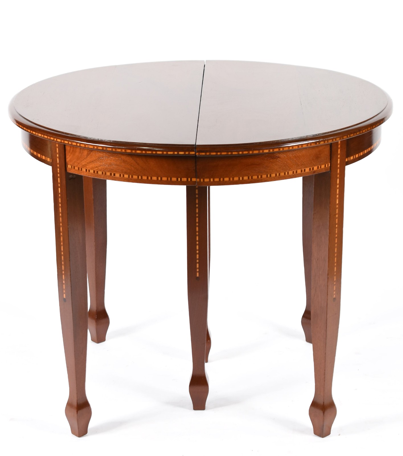 Conjunto para sala de jantar composto de mesa redonda de madeira... - foto 2 de 10