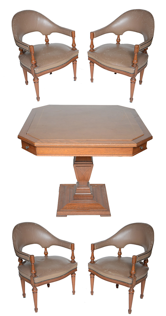 Mesa de jogo de madeira nobre , tampo reversível, com 4 cadeiras de... - foto 1 de 3